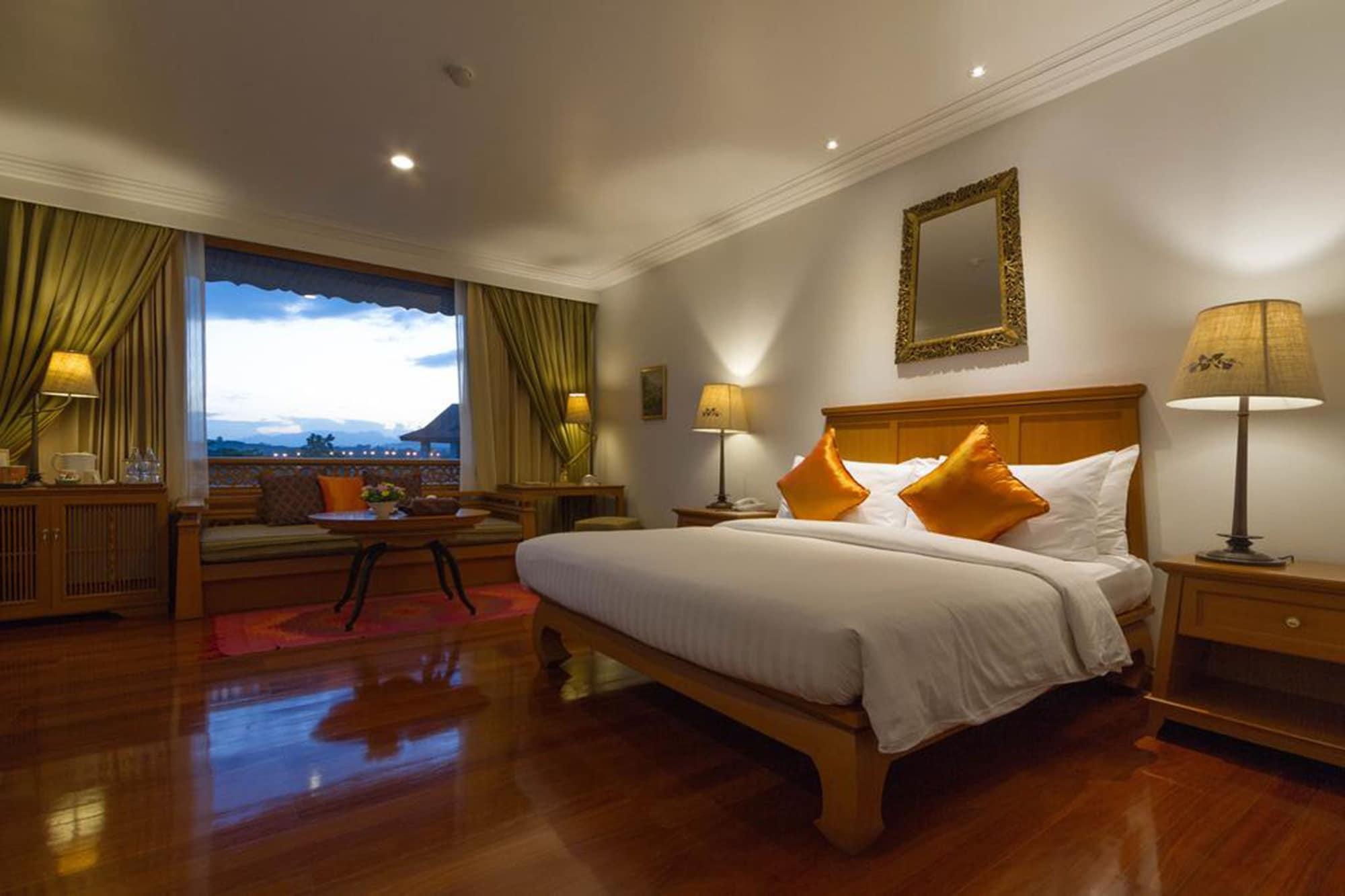 The Imperial River House Resort, Чианг Рай Екстериор снимка