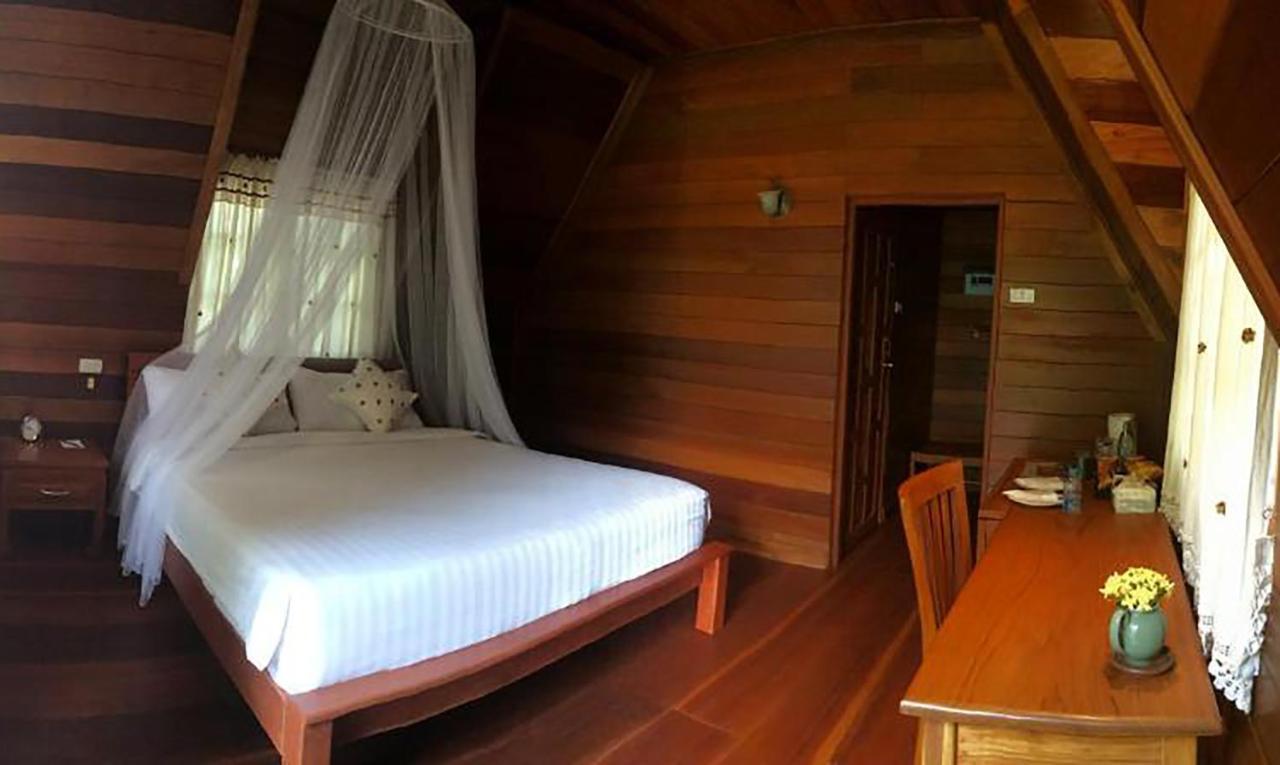 The Imperial River House Resort, Чианг Рай Екстериор снимка