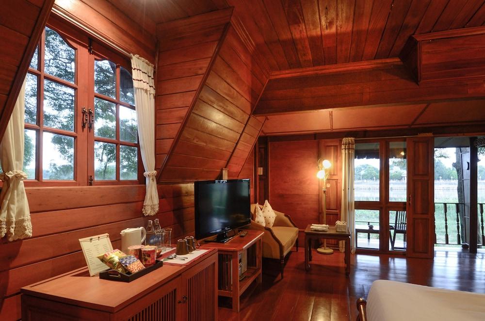 The Imperial River House Resort, Чианг Рай Екстериор снимка